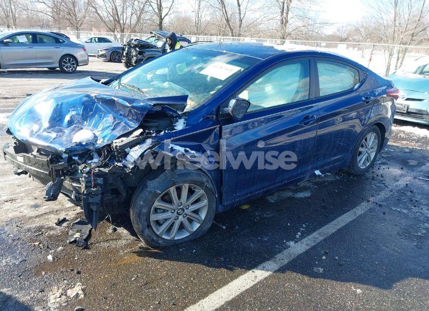 Photo 2 of 2015 Hyundai Elantra SE (VIN 5NPDH4AE4FH642096)