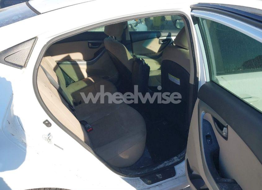 Photo 8 of 2016 Hyundai Elantra SE (VIN 5NPDH4AE4GH656369)