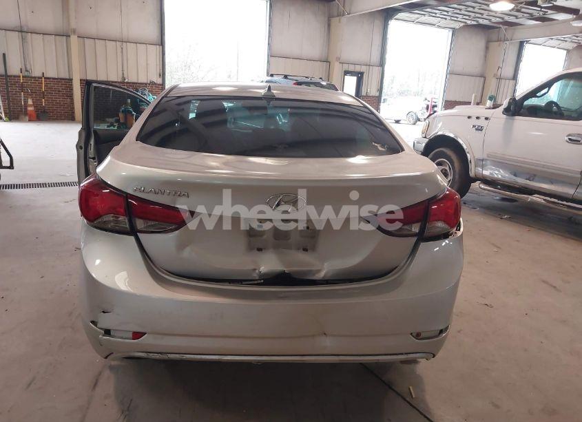 Photo 15 of 2016 Hyundai Elantra SE (VIN 5NPDH4AE4GH657375)