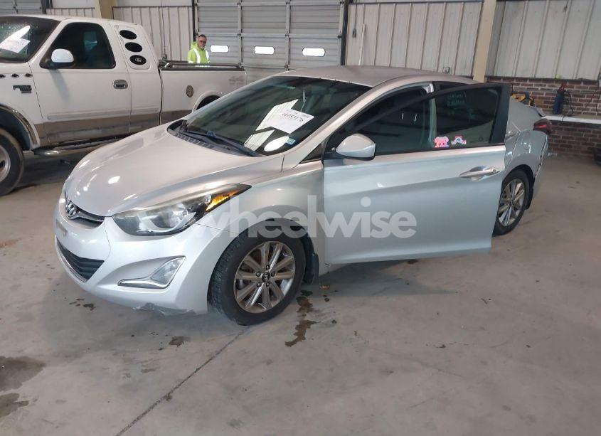 Photo 2 of 2016 Hyundai Elantra SE (VIN 5NPDH4AE4GH657375)