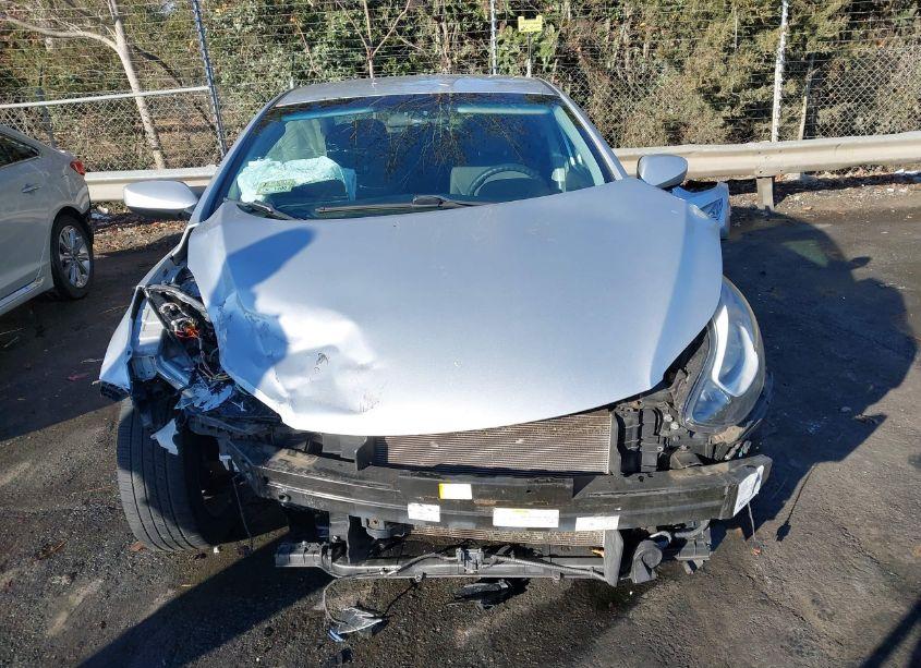 Photo 13 of 2016 Hyundai Elantra SE (VIN 5NPDH4AE4GH660616)