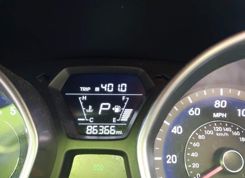 Photo 16 of 2016 Hyundai Elantra SE (VIN 5NPDH4AE4GH660616)