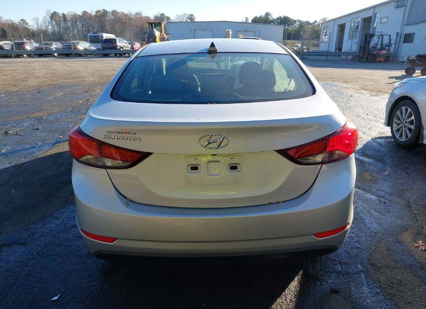 Photo 17 of 2016 Hyundai Elantra SE (VIN 5NPDH4AE4GH660616)