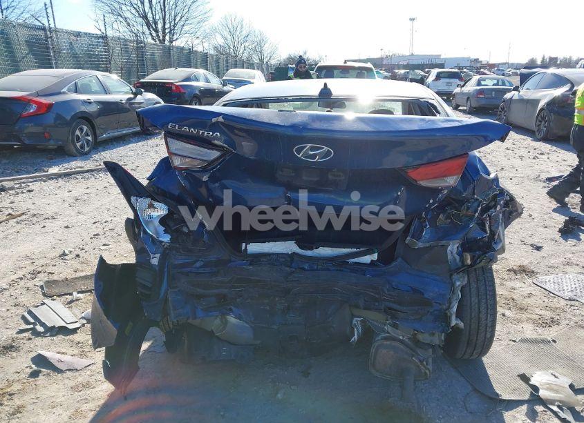 Photo 16 of 2016 Hyundai Elantra SE (VIN 5NPDH4AE4GH664052)