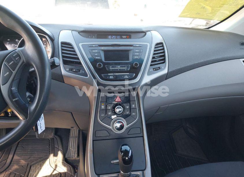 Photo 12 of 2016 Hyundai Elantra SE (VIN 5NPDH4AE4GH680199)