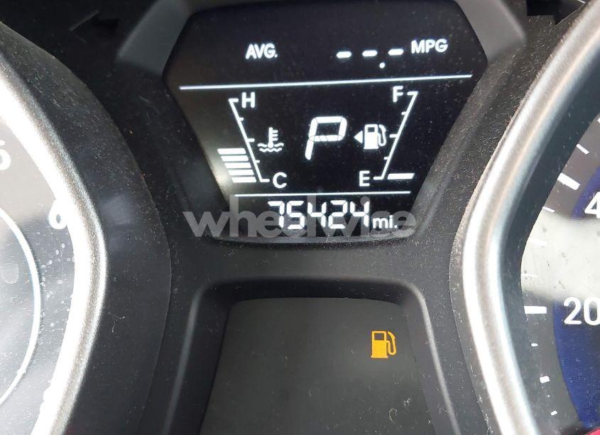Photo 15 of 2016 Hyundai Elantra SE (VIN 5NPDH4AE4GH684687)