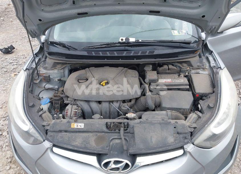 Photo 10 of 2016 Hyundai Elantra SE (VIN 5NPDH4AE4GH695950)