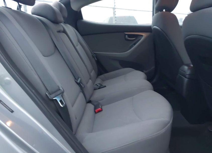 Photo 8 of 2016 Hyundai Elantra SE (VIN 5NPDH4AE4GH697018)