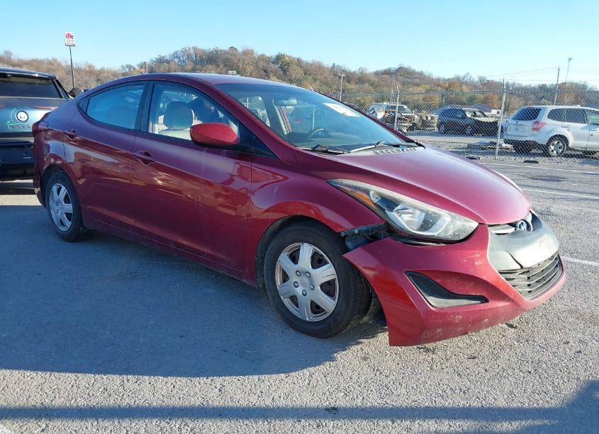 2016 Hyundai Elantra SE (VIN 5NPDH4AE4GH714285) main photo