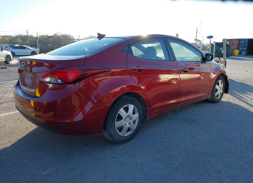 Photo 4 of 2016 Hyundai Elantra SE (VIN 5NPDH4AE4GH714285)