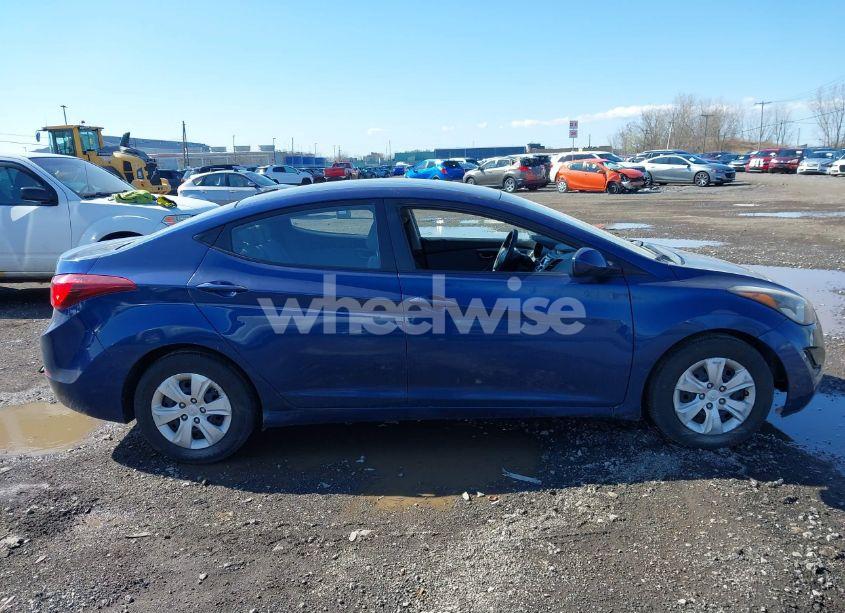 Photo 13 of 2016 Hyundai Elantra SE (VIN 5NPDH4AE4GH715839)