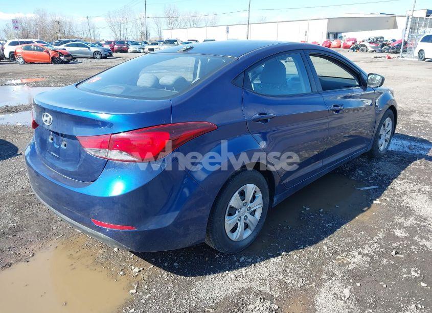Photo 4 of 2016 Hyundai Elantra SE (VIN 5NPDH4AE4GH715839)