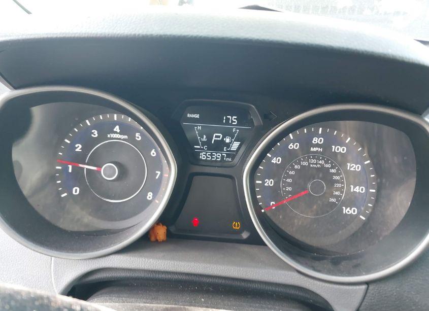 Photo 15 of 2016 Hyundai Elantra SE (VIN 5NPDH4AE4GH718255)