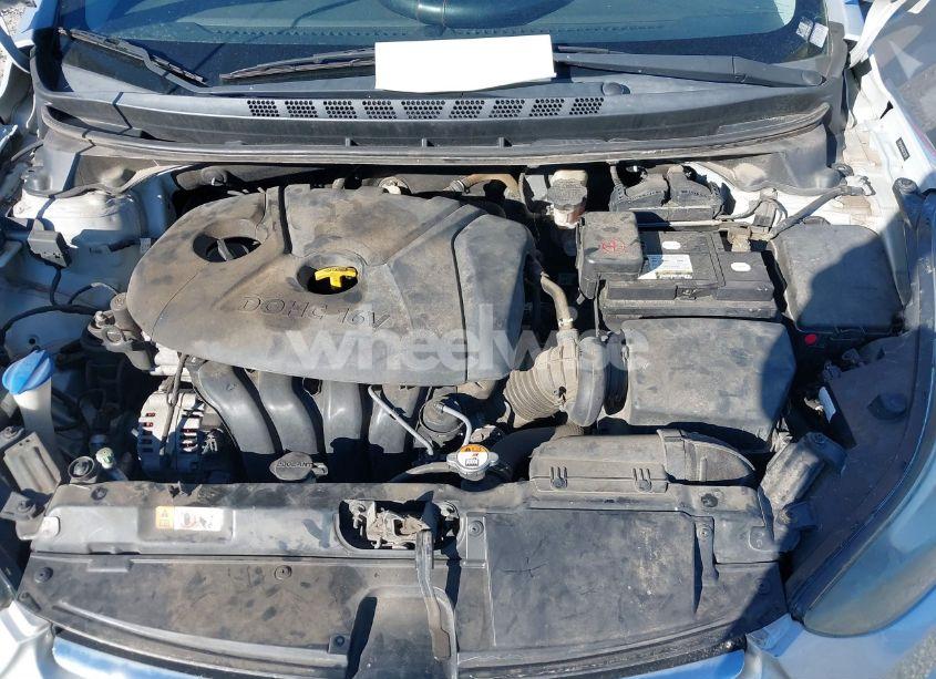 Photo 10 of 2016 Hyundai Elantra SE (VIN 5NPDH4AE4GH720720)