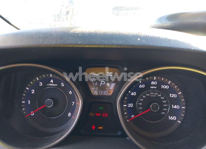 Photo 7 of 2016 Hyundai Elantra SE (VIN 5NPDH4AE4GH720720)