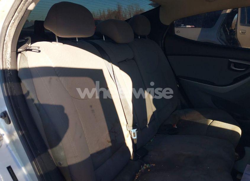 Photo 8 of 2016 Hyundai Elantra SE (VIN 5NPDH4AE4GH720720)