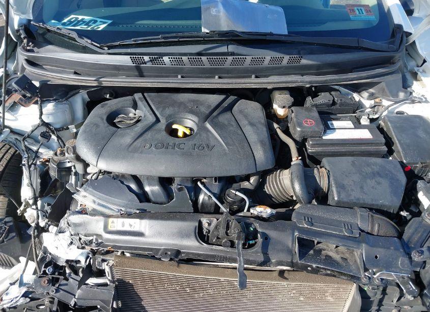 Photo 10 of 2016 Hyundai Elantra SE (VIN 5NPDH4AE4GH722452)