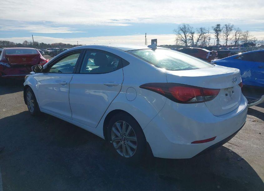 Photo 3 of 2016 Hyundai Elantra SE (VIN 5NPDH4AE4GH722452)