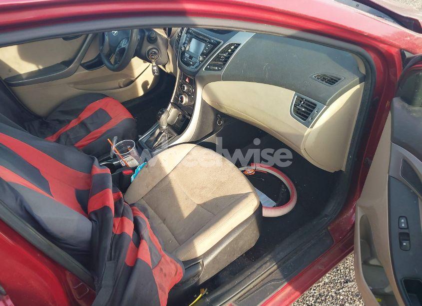 Photo 5 of 2016 Hyundai Elantra SE (VIN 5NPDH4AE4GH723097)