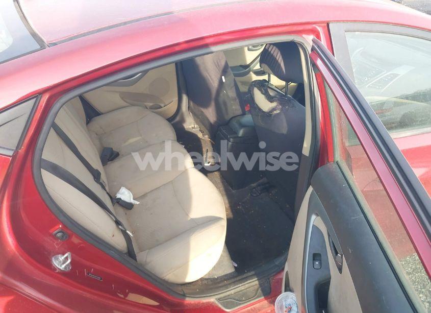 Photo 8 of 2016 Hyundai Elantra SE (VIN 5NPDH4AE4GH723097)