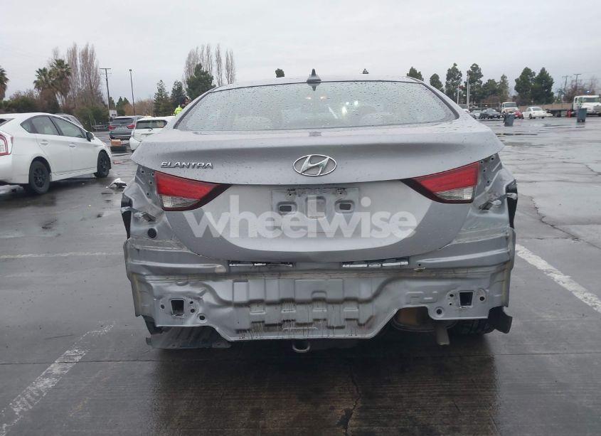 Photo 17 of 2016 Hyundai Elantra SE (VIN 5NPDH4AE4GH728669)