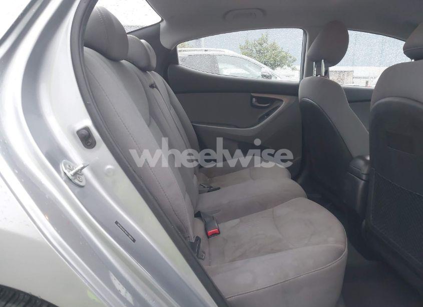 Photo 8 of 2016 Hyundai Elantra SE (VIN 5NPDH4AE4GH728669)