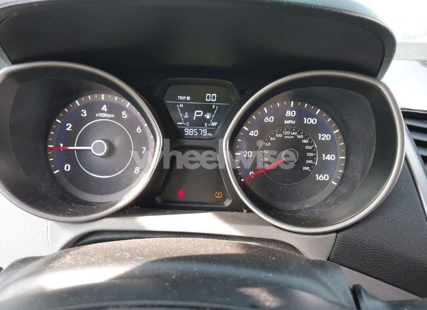 Photo 7 of 2016 Hyundai Elantra SE (VIN 5NPDH4AE4GH729997)