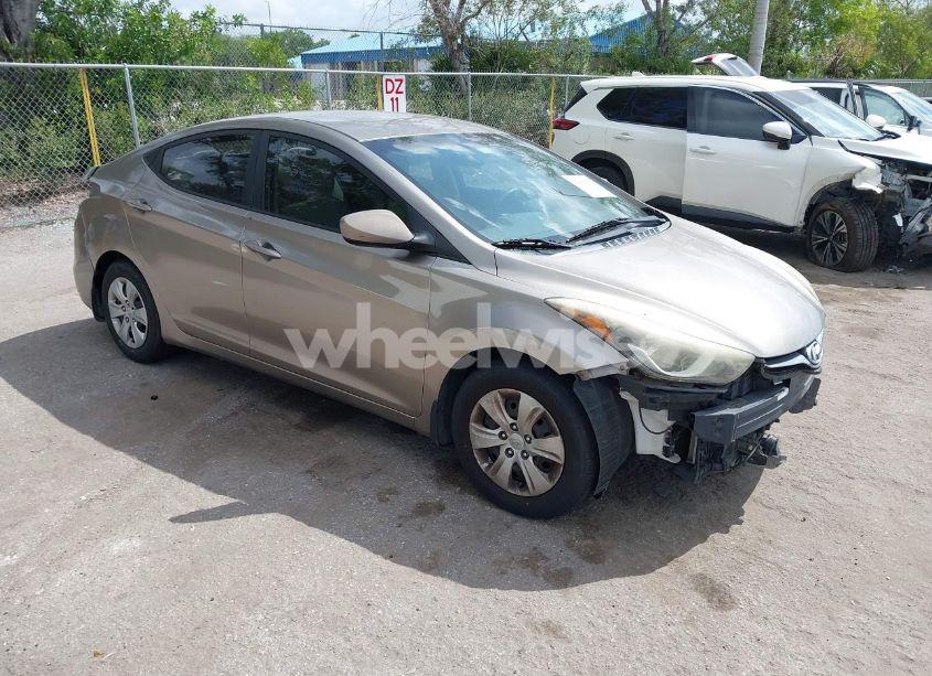 2016 Hyundai Elantra SE (VIN 5NPDH4AE4GH730907) main photo