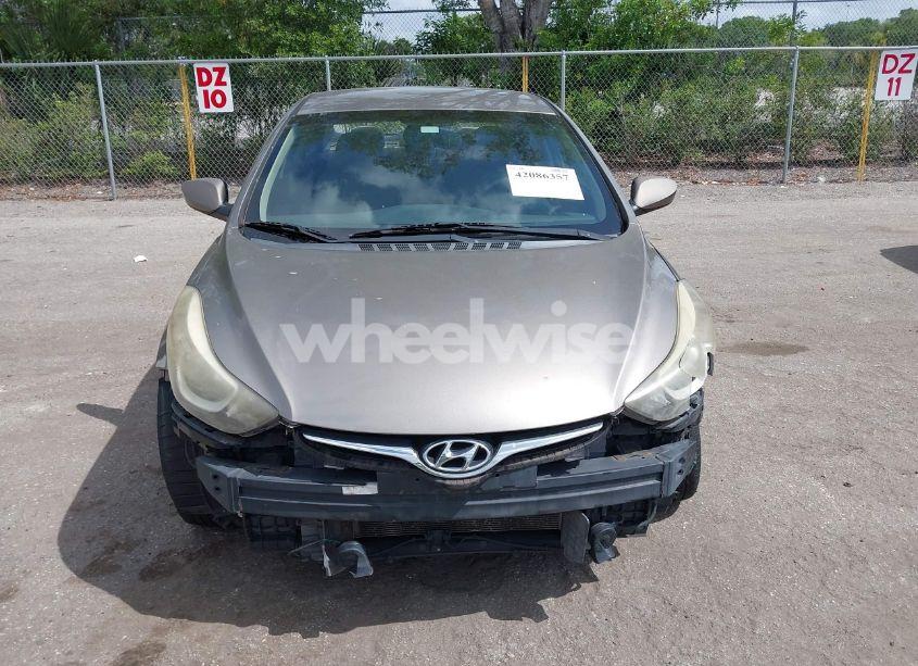 Photo 13 of 2016 Hyundai Elantra SE (VIN 5NPDH4AE4GH730907)