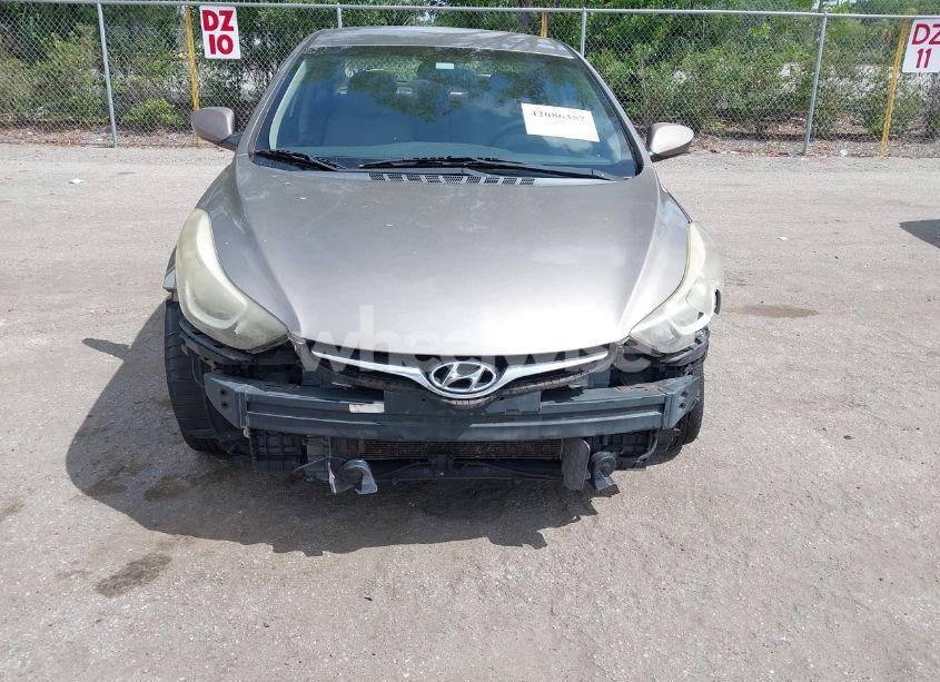Photo 18 of 2016 Hyundai Elantra SE (VIN 5NPDH4AE4GH730907)