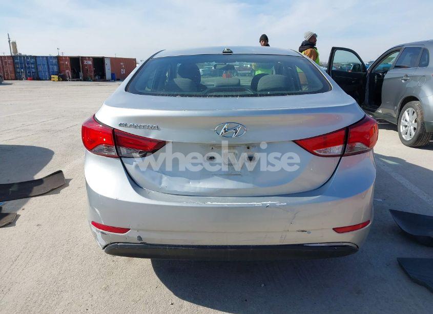 Photo 17 of 2016 Hyundai Elantra SE (VIN 5NPDH4AE4GH739154)
