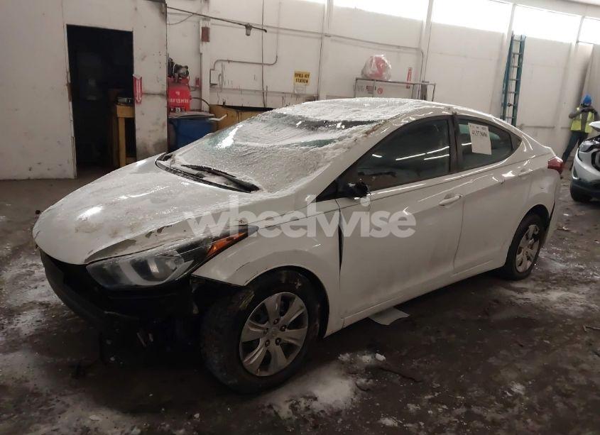 Photo 2 of 2016 Hyundai Elantra SE (VIN 5NPDH4AE4GH745813)