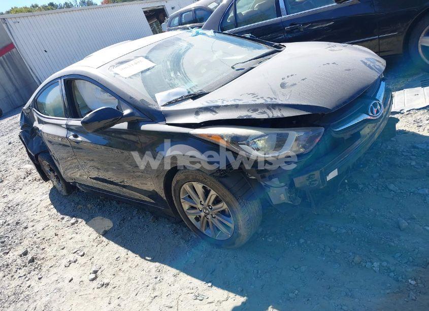 2016 Hyundai Elantra SE (VIN 5NPDH4AE4GH747237) main photo