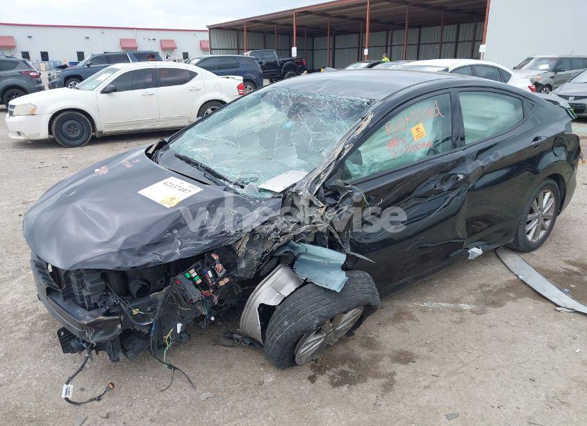 Photo 2 of 2016 Hyundai Elantra SE (VIN 5NPDH4AE4GH748288)