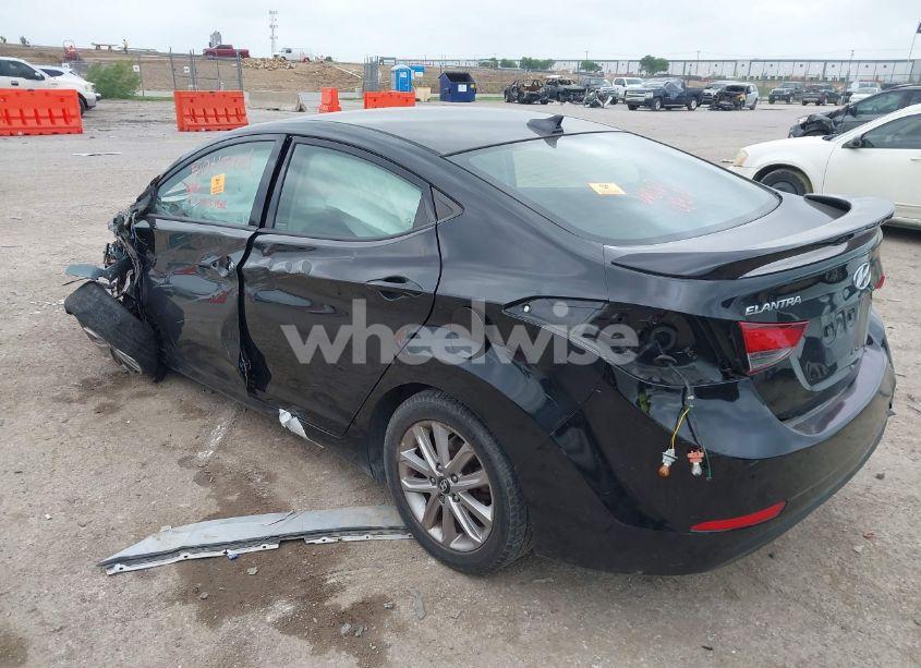 Photo 3 of 2016 Hyundai Elantra SE (VIN 5NPDH4AE4GH748288)