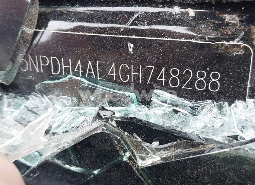 Photo 9 of 2016 Hyundai Elantra SE (VIN 5NPDH4AE4GH748288)