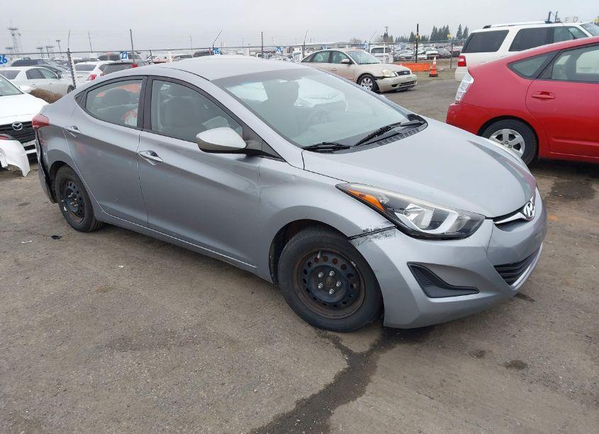 2016 Hyundai Elantra SE (VIN 5NPDH4AE4GH748808) main photo