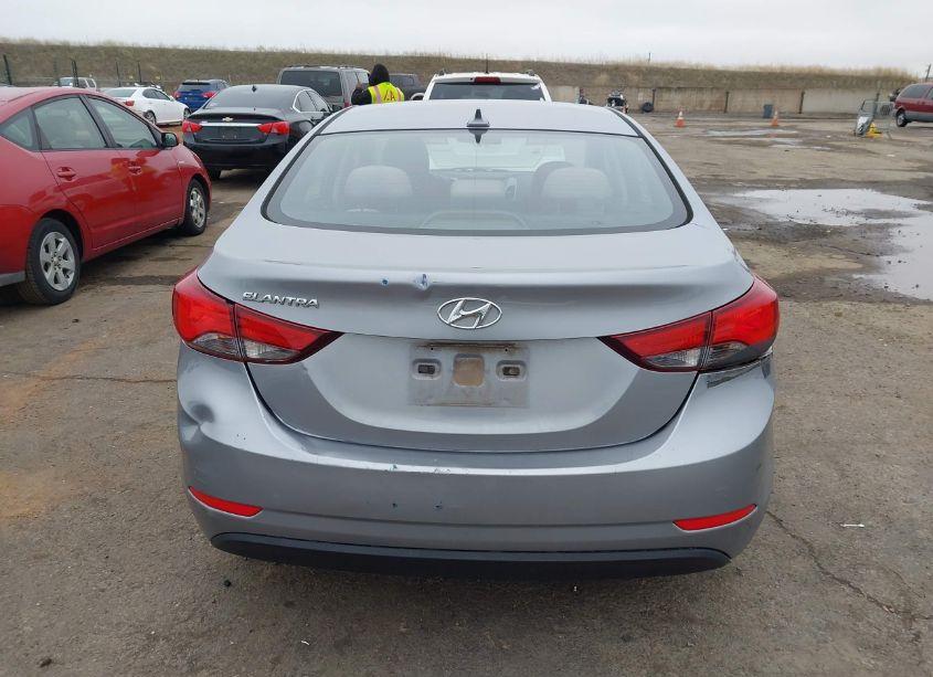 Photo 16 of 2016 Hyundai Elantra SE (VIN 5NPDH4AE4GH748808)