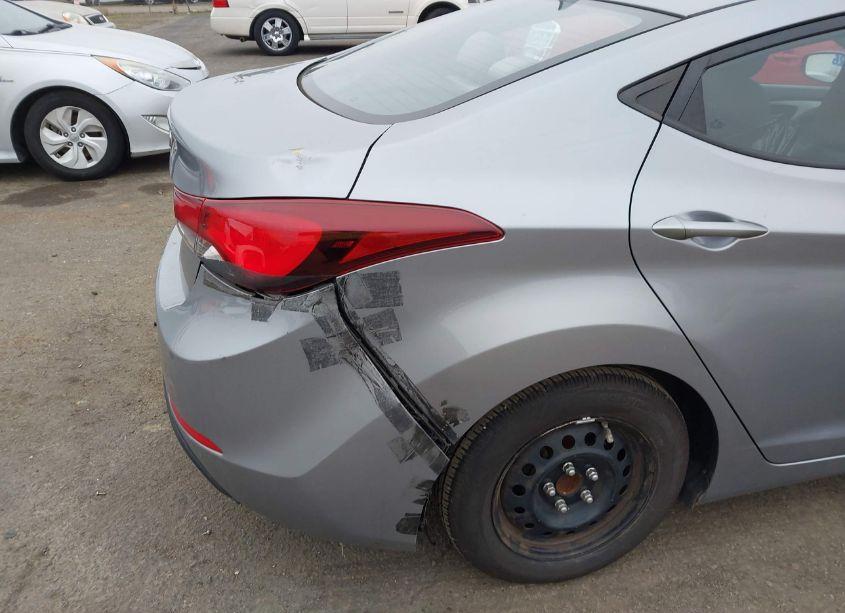 Photo 6 of 2016 Hyundai Elantra SE (VIN 5NPDH4AE4GH748808)