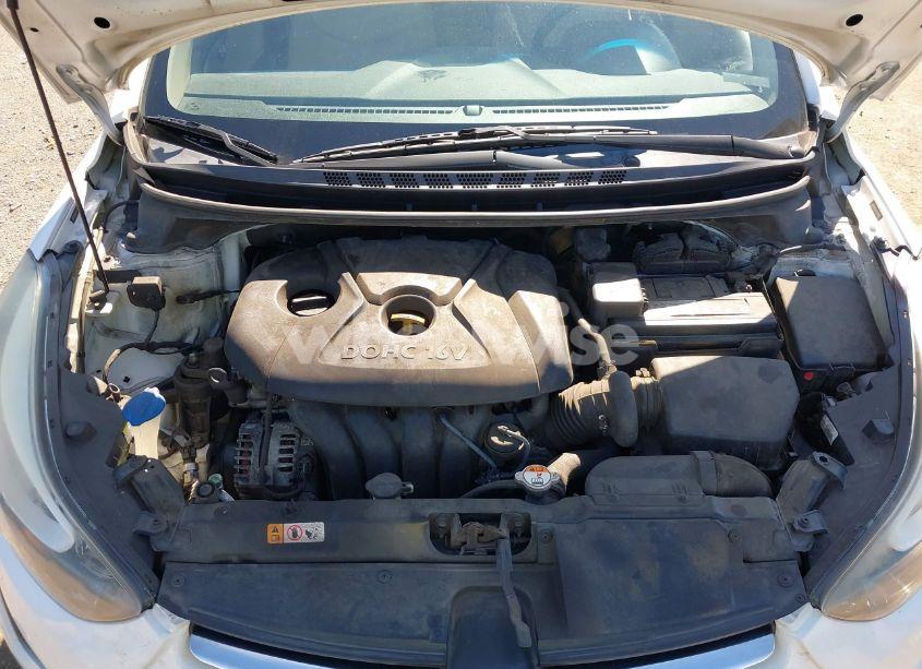 Photo 10 of 2016 Hyundai Elantra SE (VIN 5NPDH4AE4GH758089)