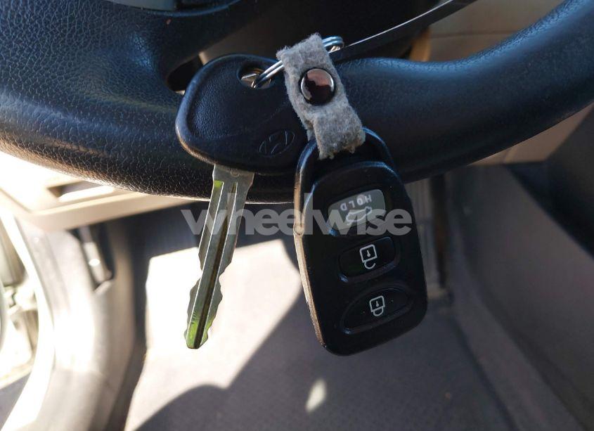 Photo 11 of 2016 Hyundai Elantra SE (VIN 5NPDH4AE4GH758089)