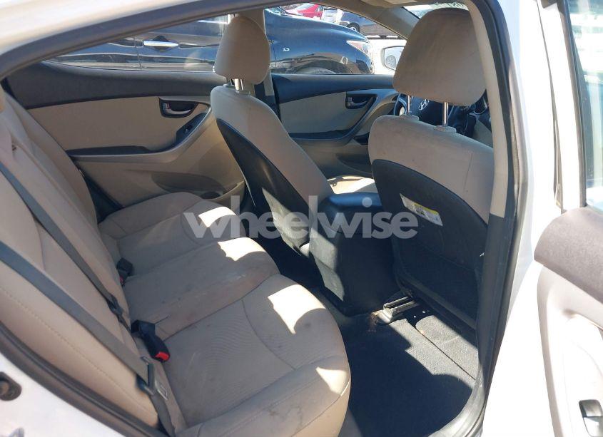 Photo 8 of 2016 Hyundai Elantra SE (VIN 5NPDH4AE4GH758089)