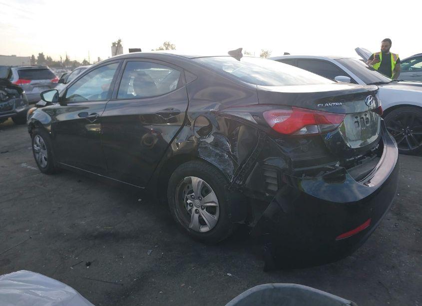 Photo 3 of 2016 Hyundai Elantra SE (VIN 5NPDH4AE4GH759744)
