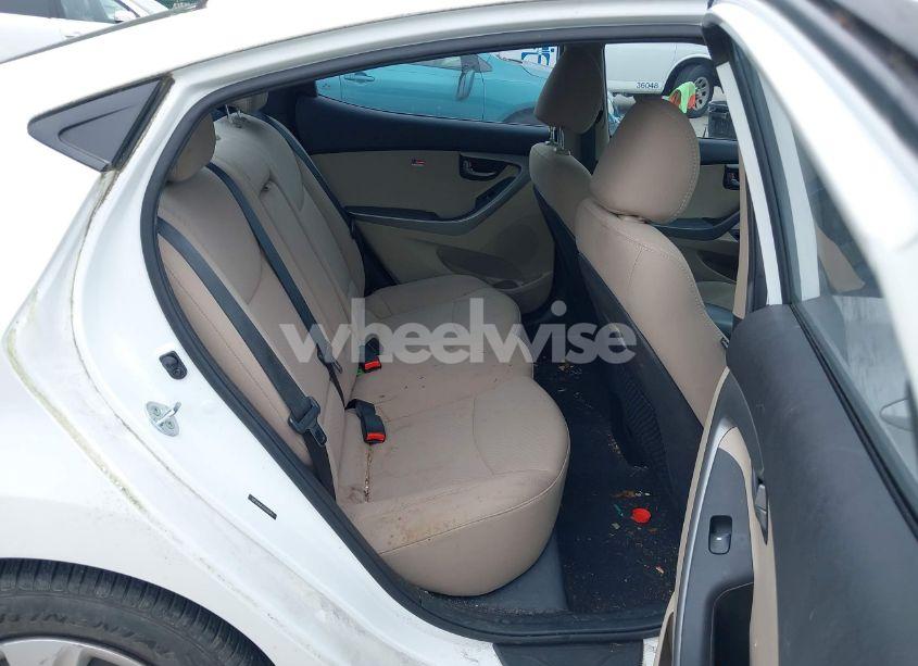 Photo 8 of 2016 Hyundai Elantra SE (VIN 5NPDH4AE4GH762014)