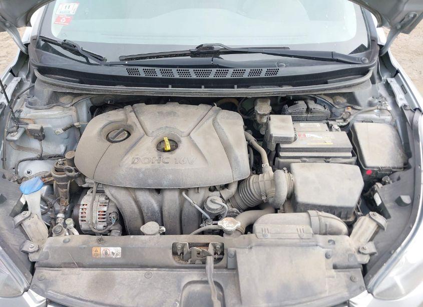 Photo 10 of 2016 Hyundai Elantra SE (VIN 5NPDH4AE4GH762949)