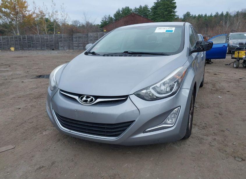Photo 2 of 2016 Hyundai Elantra SE (VIN 5NPDH4AE4GH762949)