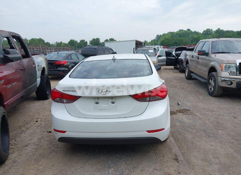 Photo 16 of 2016 Hyundai Elantra SE (VIN 5NPDH4AE4GH765866)