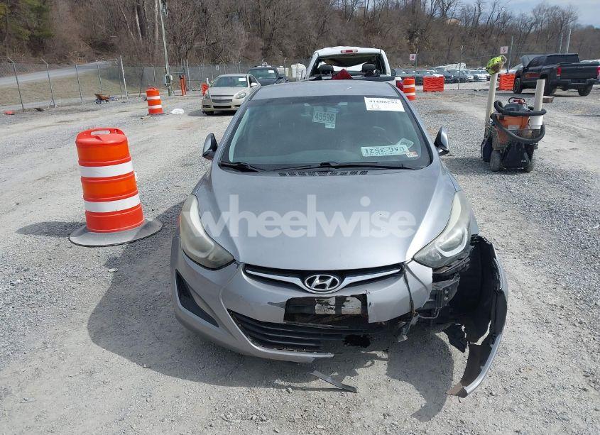 Photo 12 of 2016 Hyundai Elantra SE (VIN 5NPDH4AE4GH776883)