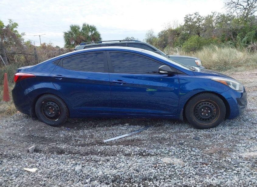 Photo 13 of 2016 Hyundai Elantra SE (VIN 5NPDH4AE4GH788774)