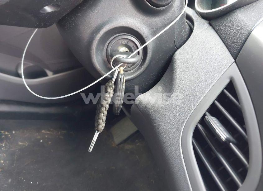 Photo 11 of 2011 Hyundai Elantra GLS (VIN 5NPDH4AE5BH005390)